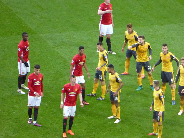 Charge Your Glasses: Arsenal v Man Utd