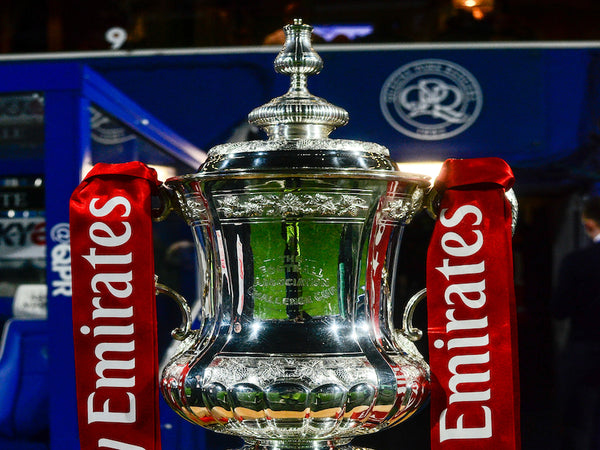 Charge Your Glasses – Leeds United v Chelsea